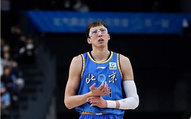 欧洲杯直播-许利民与周琦的矛盾才是北京首钢最大问题，俱乐部或等待李楠复出