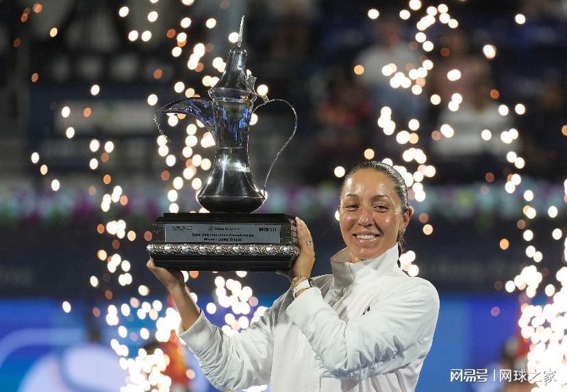 欧洲杯直播-佩古拉迪拜夺冠再传当官喜讯，袁悦送双蛋被调侃想提前庆元宵